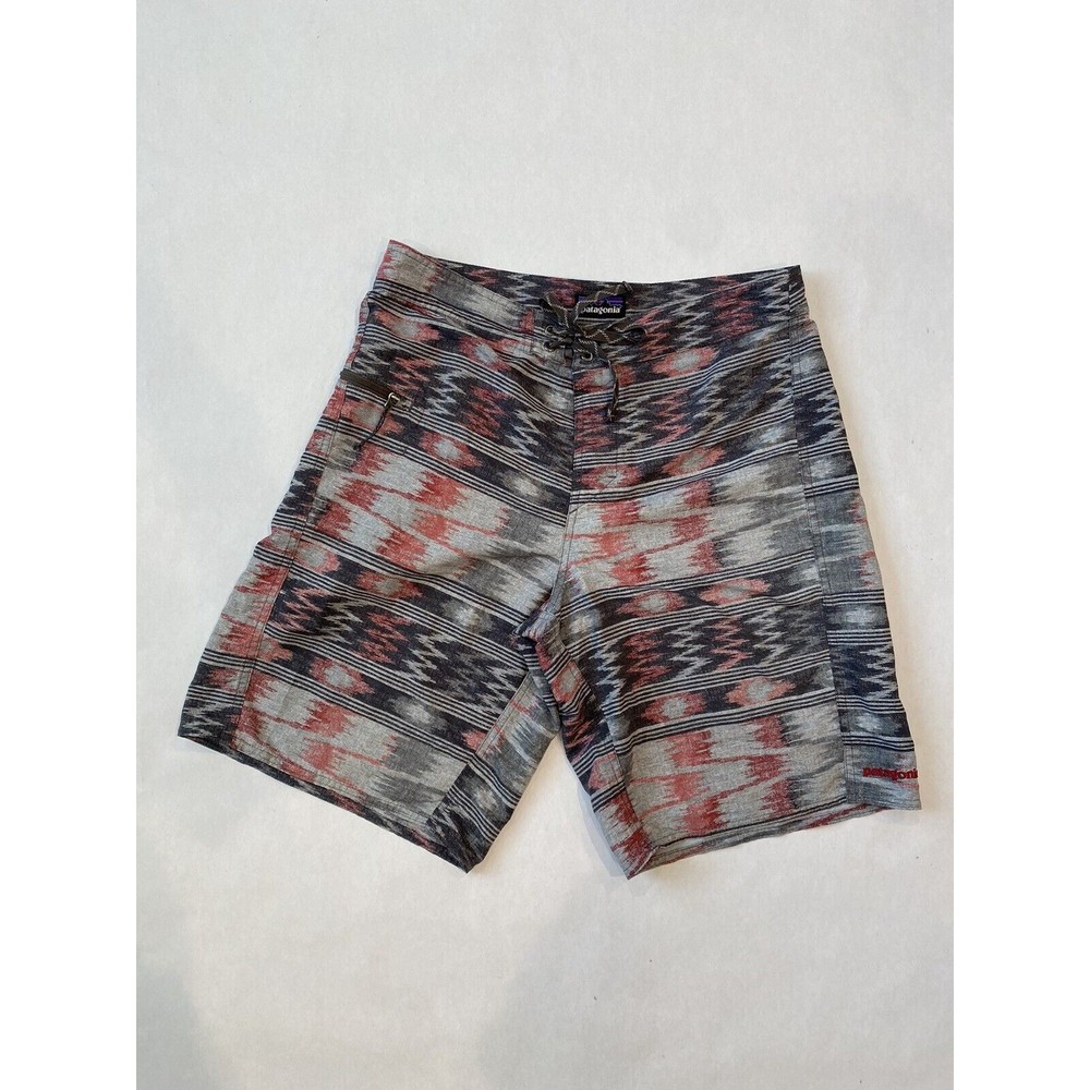 Men's PATAGONIA 32 Grey Multicolor Aztec Southwest Nylon Beach Board Shorts